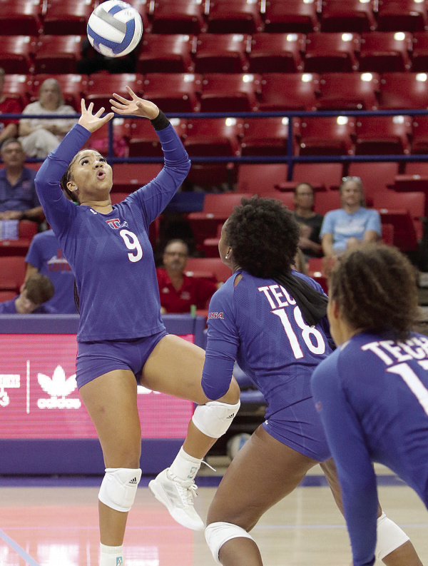No. 23 Owls overpower Lady Techsters in straight sets