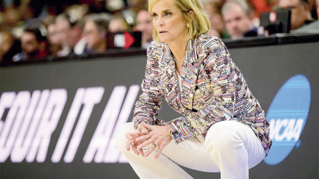 Mulkey adds to legendary career with another trip to the Final Four