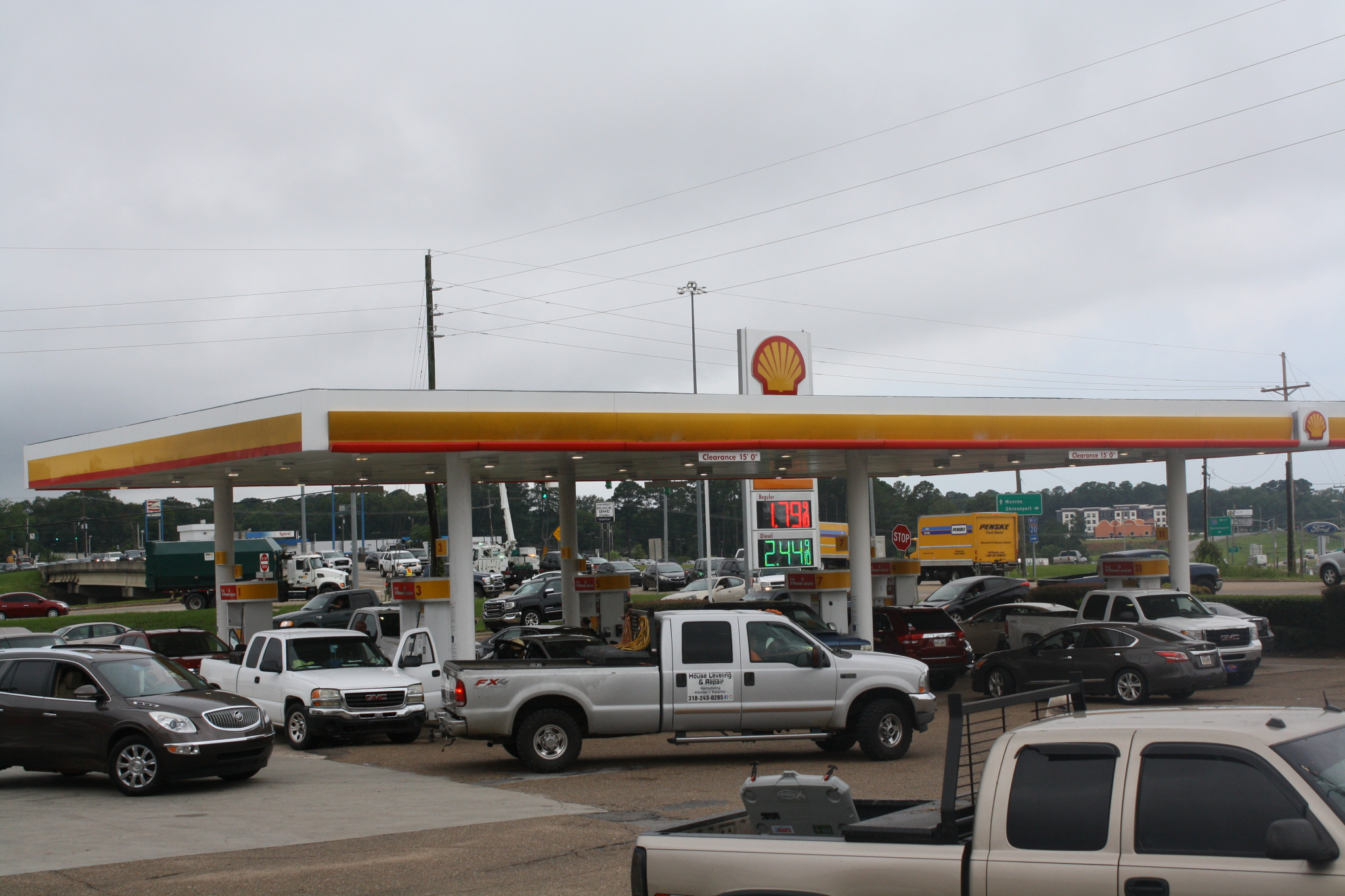 Part of the line to get gas at the Shell on Farmerville Highway Friday